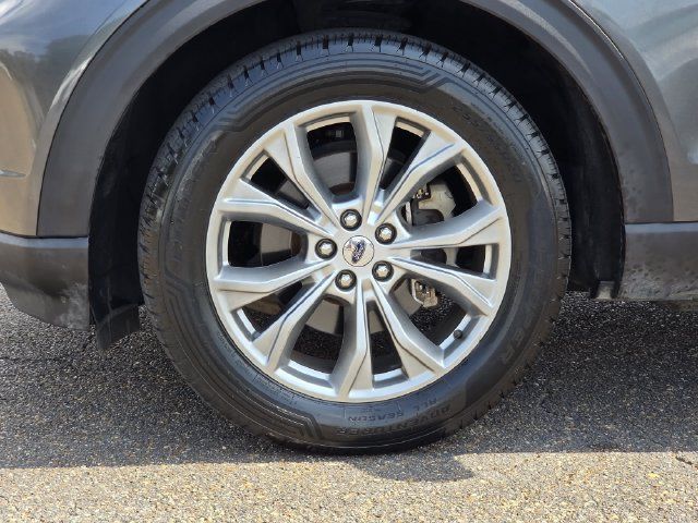 Used 2020 Ford Explorer XLT w/ Equipment Group 202A RWD image 29