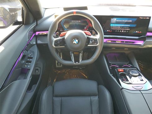 Used 2025 BMW M5 Base w/ Executive Package image 24