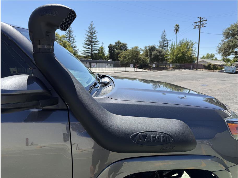 Used 2021 Toyota 4Runner SR5 AWD/4WD image 21