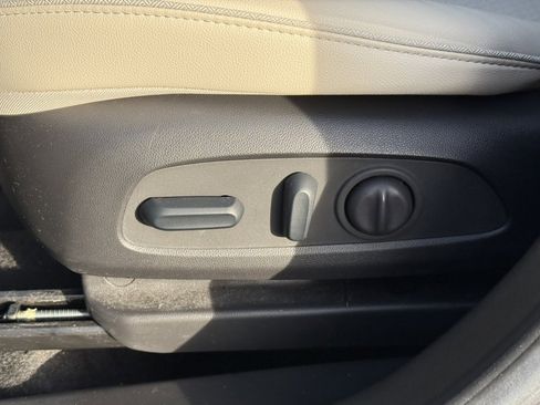 Used 2023 Buick Encore GX Preferred w/ Cold Weather Comfort Package image 16