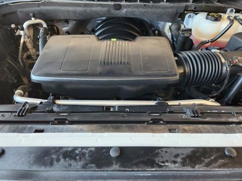 Used 2025 Chevrolet Silverado 1500 LT Trail Boss w/ Convenience Package II image 31