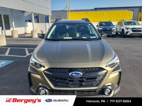Used 2023 Subaru Outback Onyx Edition AWD/4WD image 7