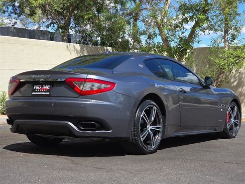 Used 2016 Maserati GranTurismo Sport RWD image 9