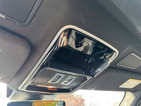 Used 2022 Land Rover Range Rover Sport HSE Silver Edition image 31