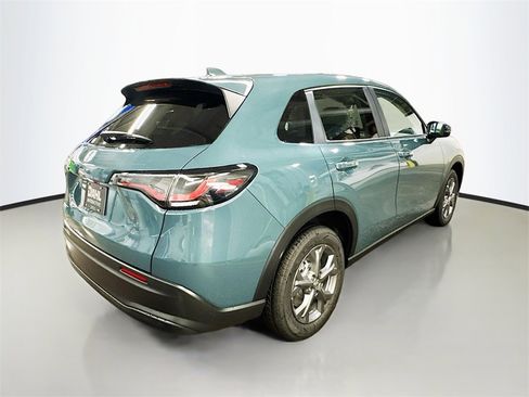 New 2026 Honda HR-V LX image 6