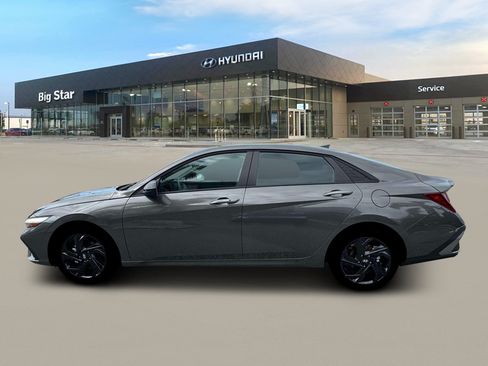 New 2026 Hyundai Elantra Sport FWD image 3