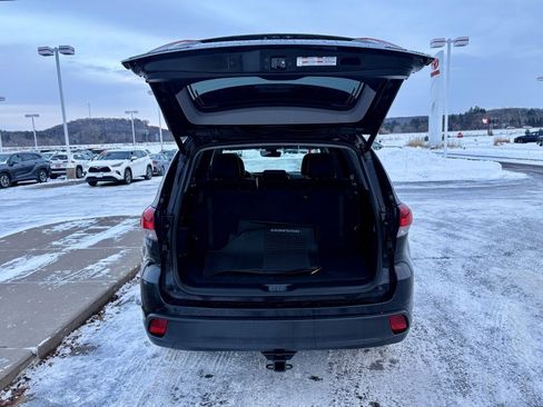 Certified 2018 Toyota Highlander XLE image 6