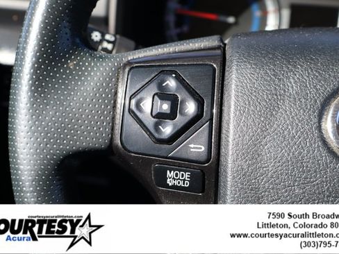 Used 2019 Toyota 4Runner TRD Off-Road Premium AWD/4WD image 11