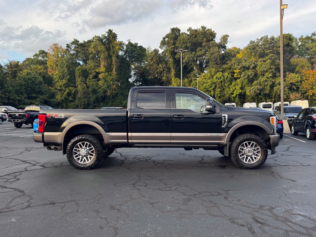 Used 2019 Ford F350 King Ranch w/ King Ranch Ultimate Package AWD/4WD image 4