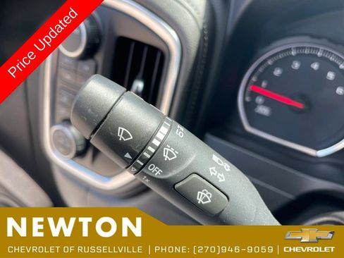 Used 2022 Chevrolet Silverado 1500 RST w/ Safety Package AWD/4WD image 16