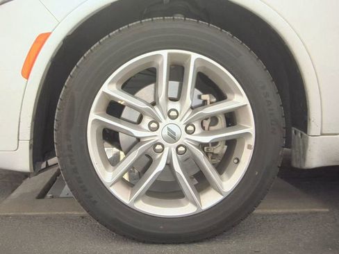 Used 2023 Dodge Durango GT image 9