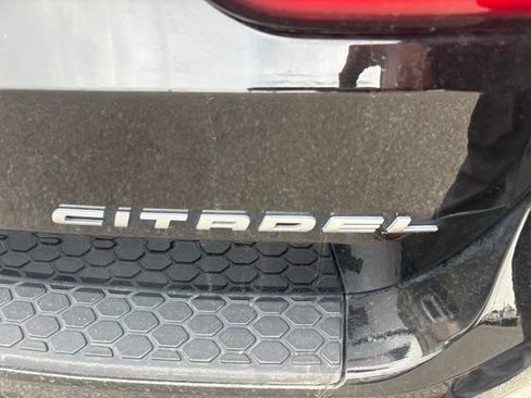 Certified 2022 Dodge Durango Citadel image 9