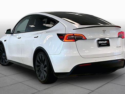Used 2022 Tesla Model Y Performance AWD/4WD image 10