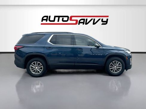 Used 2023 Chevrolet Traverse LT image 8