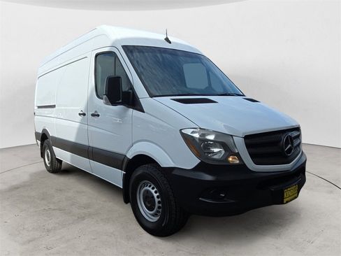 Used 2019 Mercedes-Benz Sprinter 144 Cargo image 7