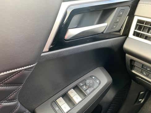 New 2026 Nissan Rogue Platinum image 23