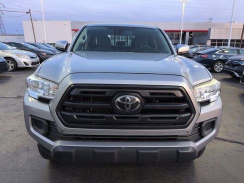 Used 2018 Toyota Tacoma SR w/ SR Convenience Package image 8