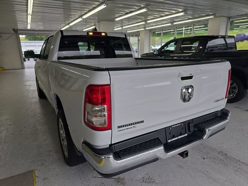 Used 2022 RAM 1500 Big Horn AWD/4WD image 3