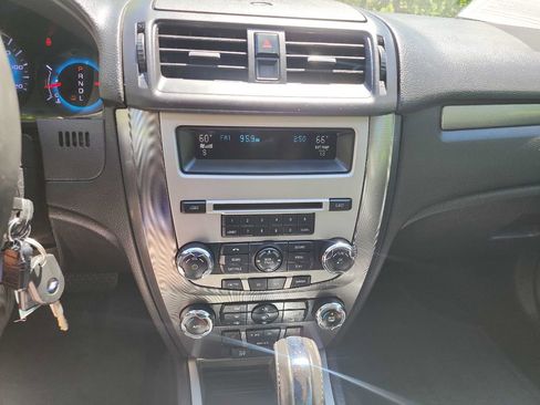 Used 2012 Ford Fusion SEL image 21