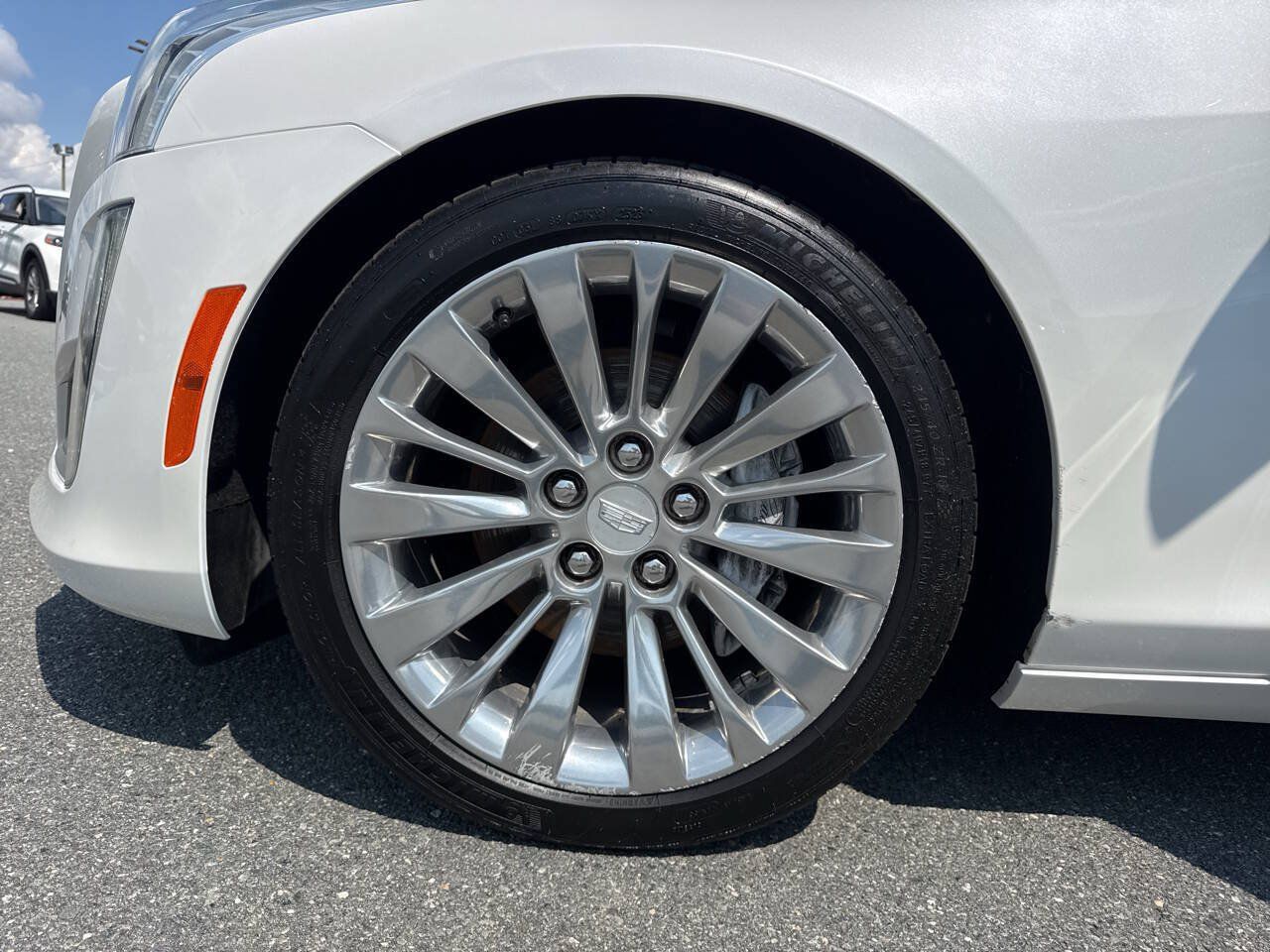 Used 2016 Cadillac CTS Luxury RWD image 32