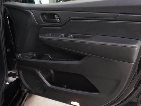 Used 2024 Honda Odyssey Sport image 9