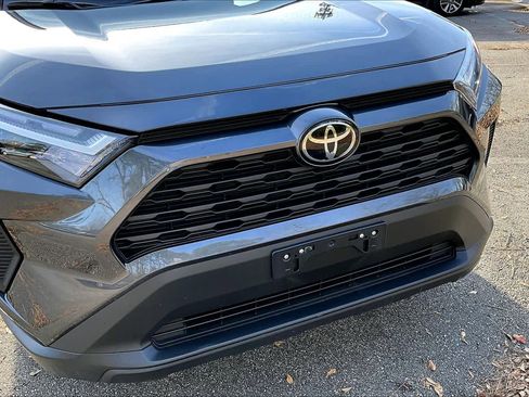 Certified 2025 Toyota RAV4 LE image 28