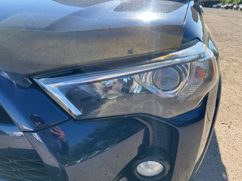 Used 2014 Toyota 4Runner SR5 AWD/4WD image 11