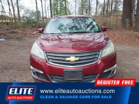 Used 2016 Chevrolet Traverse LT w/ Traveler's Package image 23