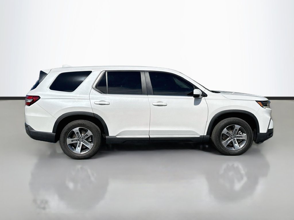 Used 2023 Honda Pilot EX-L image 8
