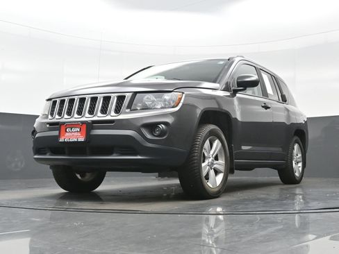 Used 2016 Jeep Compass Sport w/ Power Value Group AWD/4WD image 23