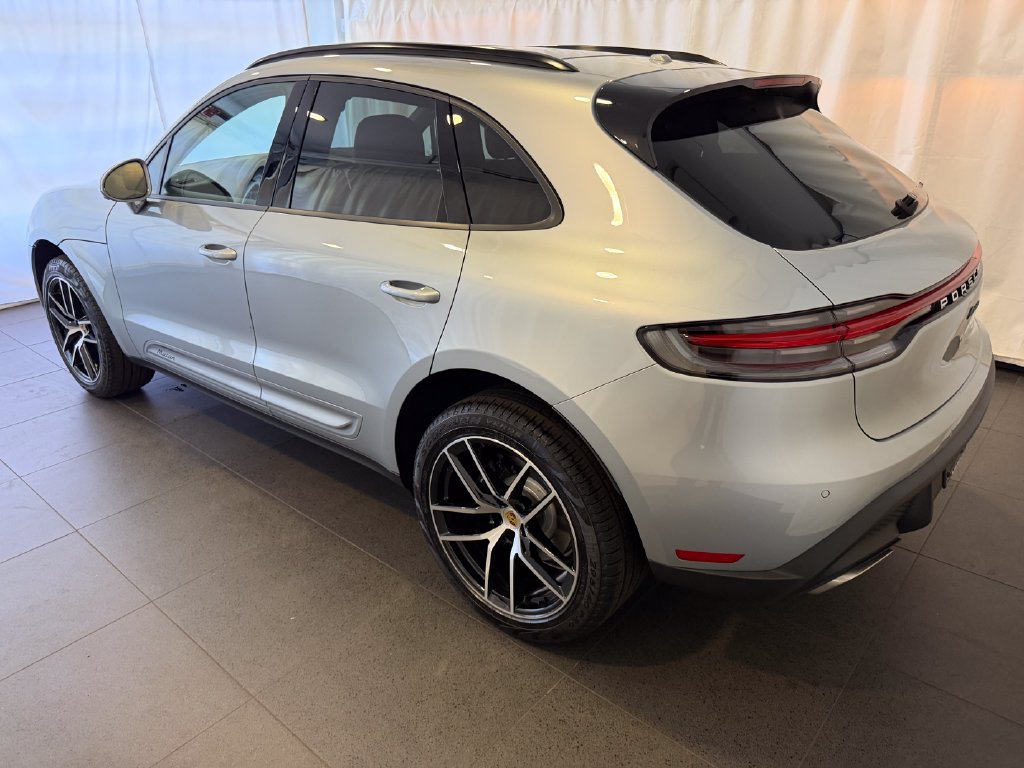 New 2026 Porsche Macan AWD/4WD image 3