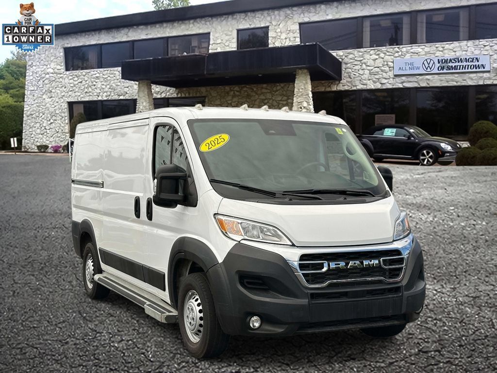 Used 2025 RAM ProMaster 2500 w/ U-Haul Equipment Group FWD image 2