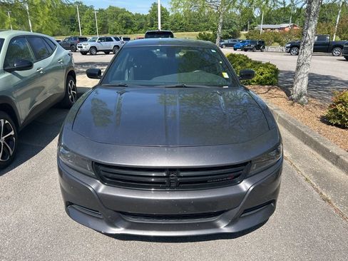 Used 2023 Dodge Charger SXT RWD image 4