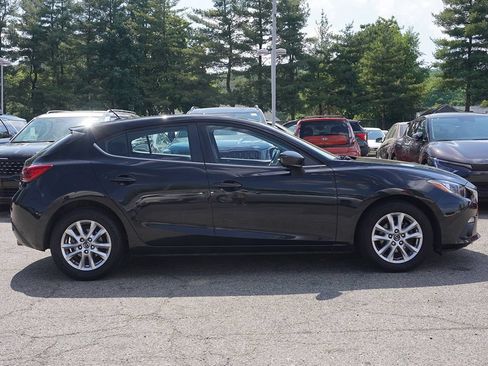 Used 2016 MAZDA MAZDA3 i Touring FWD image 13