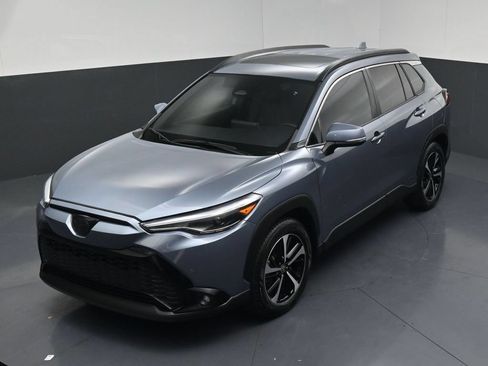 Used 2023 Toyota Corolla Cross AWD Hybrid w/ Convenience Package image 14