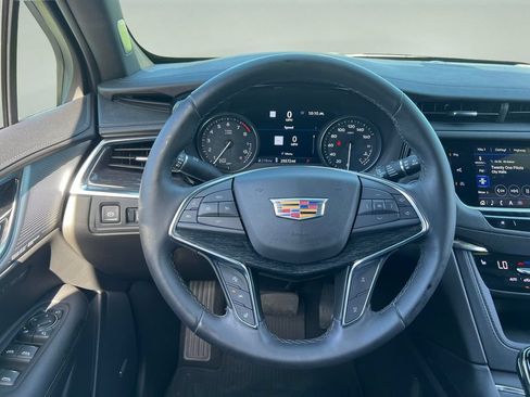 Used 2021 Cadillac XT5 Premium Luxury FWD image 17