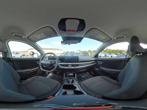 Used 2026 Kia K4 FWD image 37