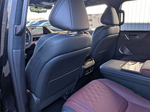 New 2026 INFINITI QX80 Autograph w/ Premium Cargo Package image 28