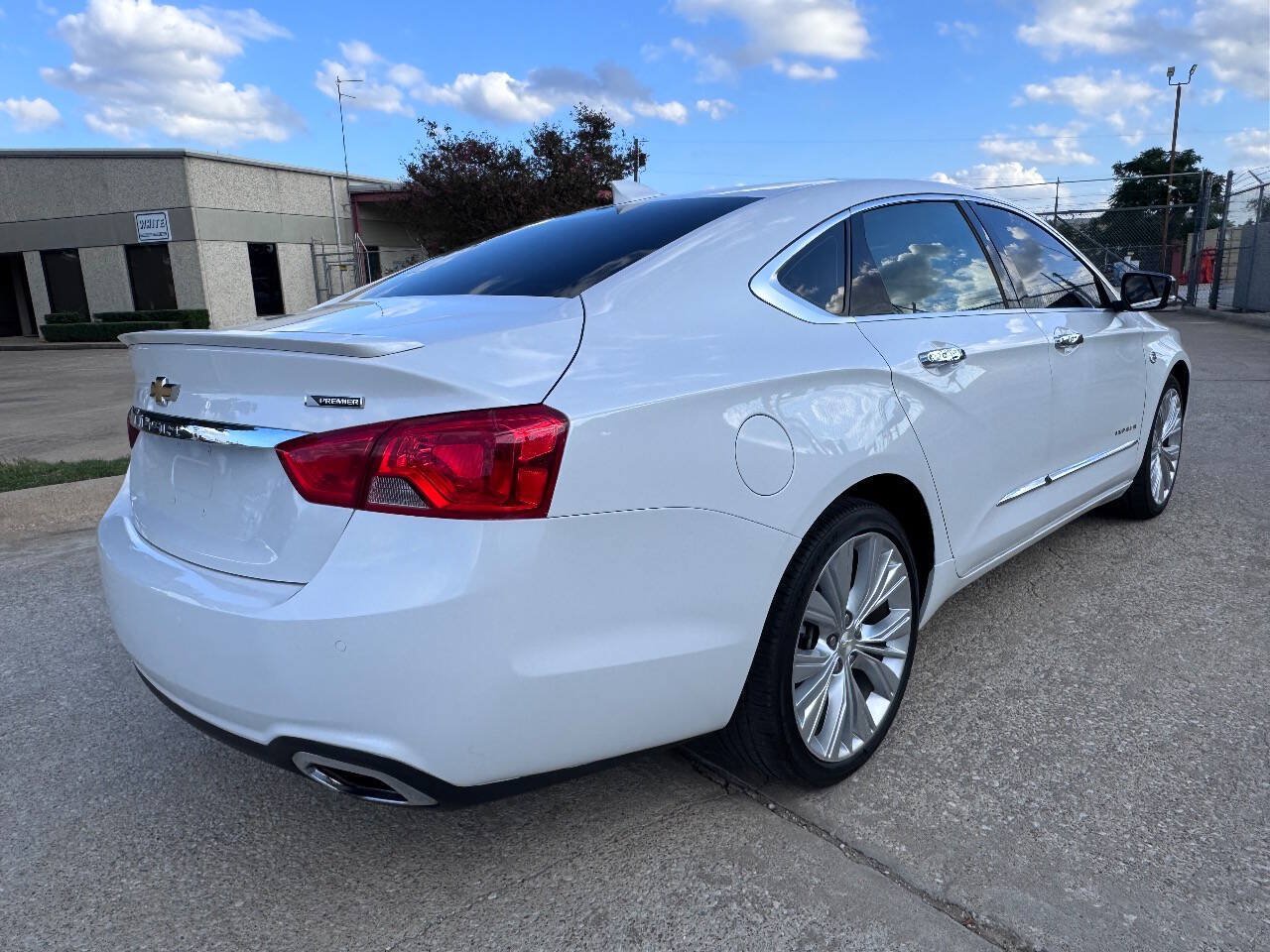 Used 2020 Chevrolet Impala Premier w/ Premier Confidence Package FWD image 6