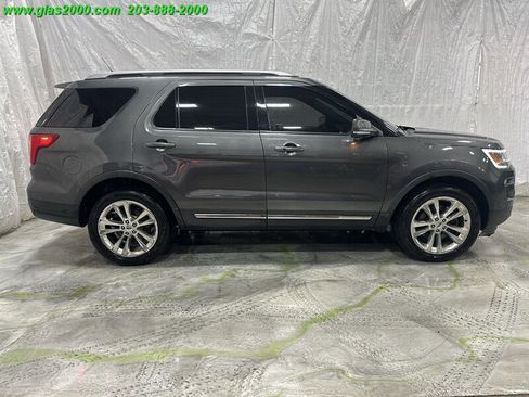 Used 2018 Ford Explorer XLT w/ Equipment Group 202A image 14