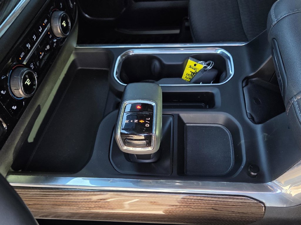 Used 2025 Chevrolet Silverado 1500 RST AWD/4WD image 35