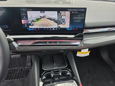 New 2027 BMW 530i w/ Executive Package RWD image 14