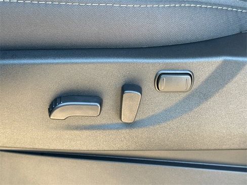 New 2026 Nissan Frontier SV image 21