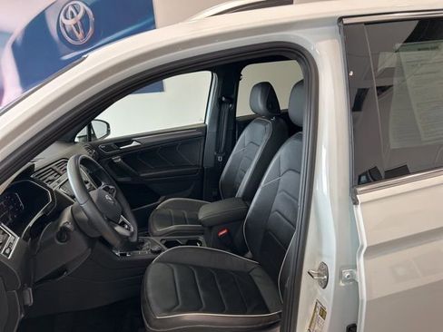 Used 2024 Volkswagen Tiguan SEL R-Line AWD/4WD image 16