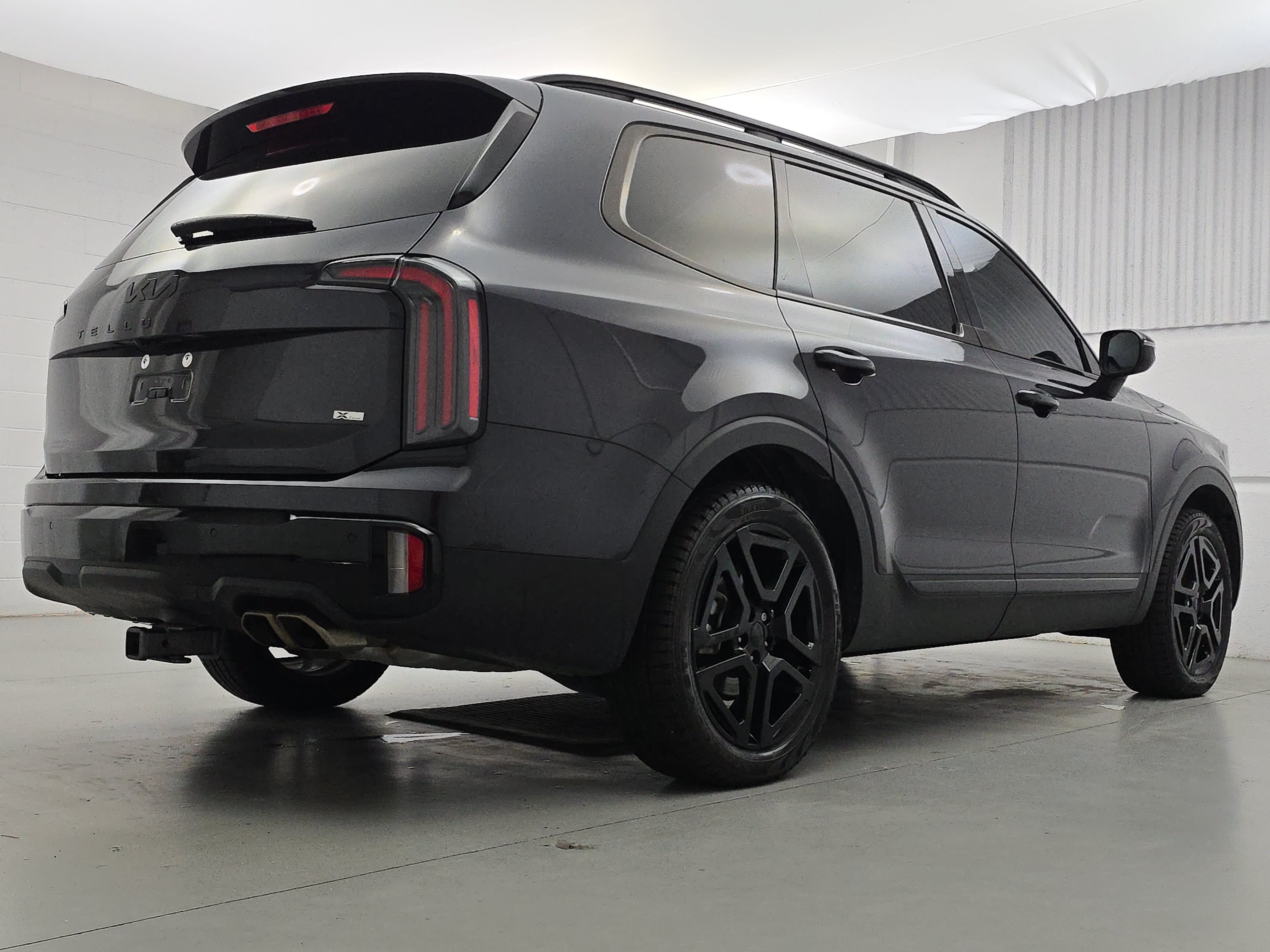 Used 2025 Kia Telluride EX X-Line AWD/4WD image 7