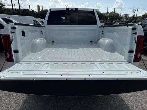 Used 2025 RAM 2500 Laramie AWD/4WD image 10