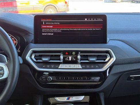 Used 2024 BMW X4 M40i w/ Premium Package image 10