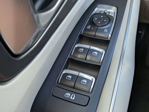 Used 2025 Kia Sorento S w/ Panoramic Sunroof Package FWD image 30