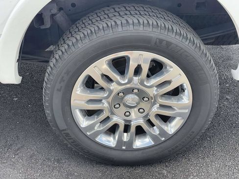 Used 2013 Ford F150 Platinum RWD image 9
