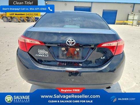 Used 2018 Toyota Corolla LE FWD image 8